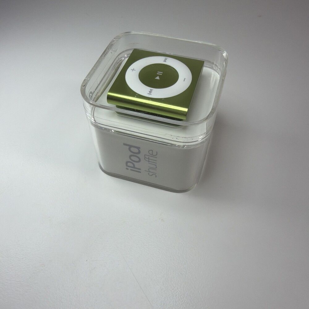 Apple iPod Shuffle 4th Generation (2 GB) Green New & Factory Sealed Model A1373